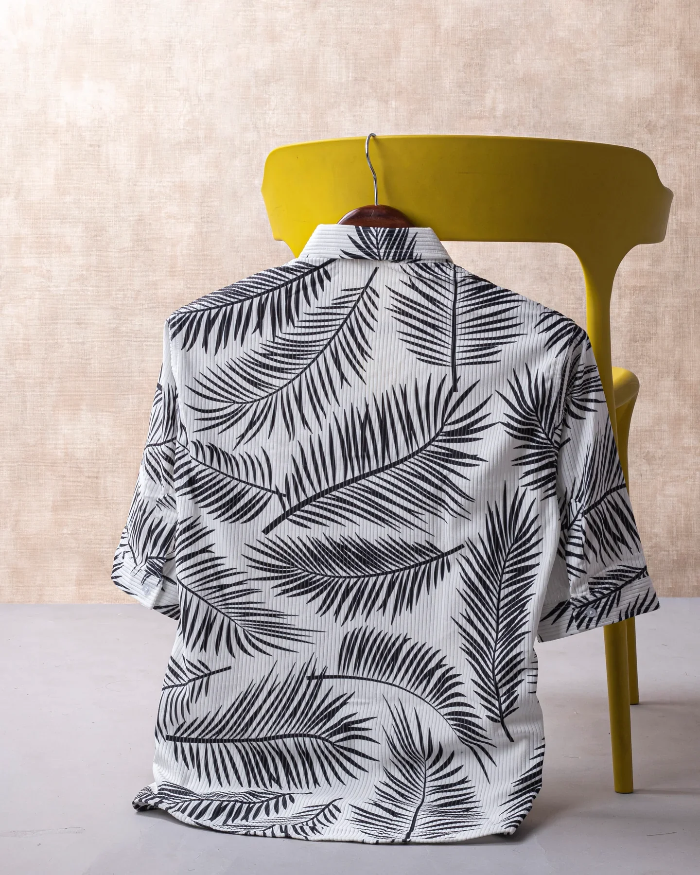 EVOCATIVE GREEN PALM LEAF PRINT SHIRT - Image 3