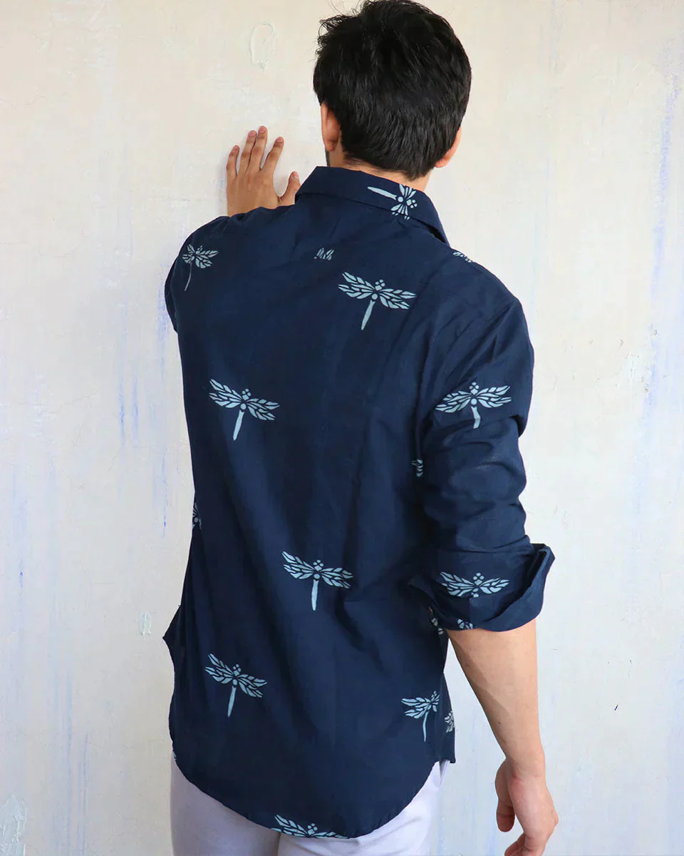 NAVY BLUE DRAGONFLY BLOCK-PRINTED MEN'S SHIRT - Image 4